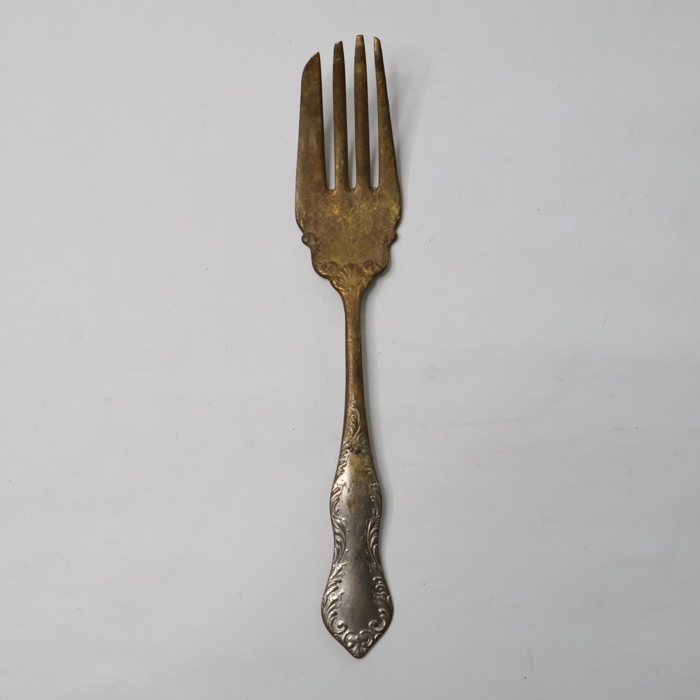 Antique‎ US Silver Co Ornate Silverplate Cold Meat Fork Floral Scroll 8.5 Inch
